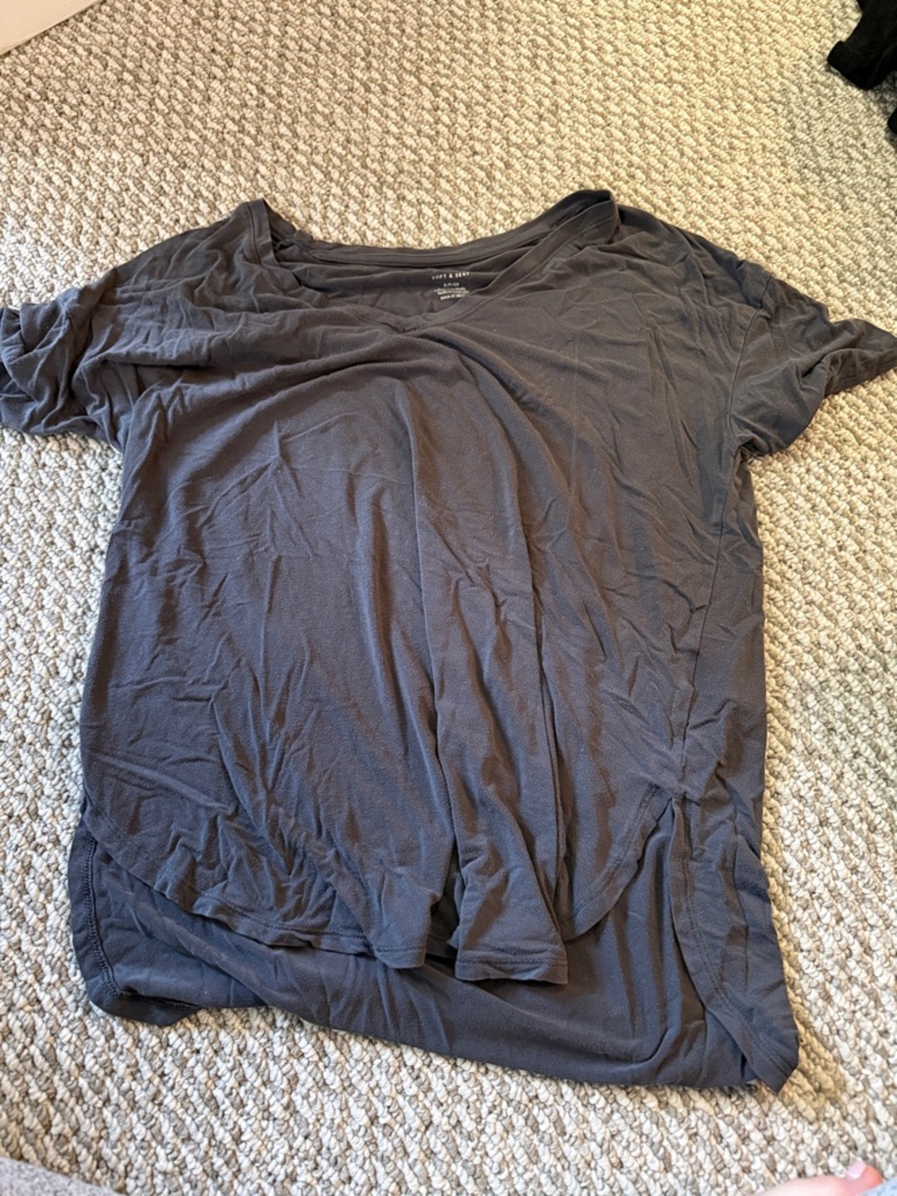 American Eagle Outfitters Short Sleeve Tee - Charcoal